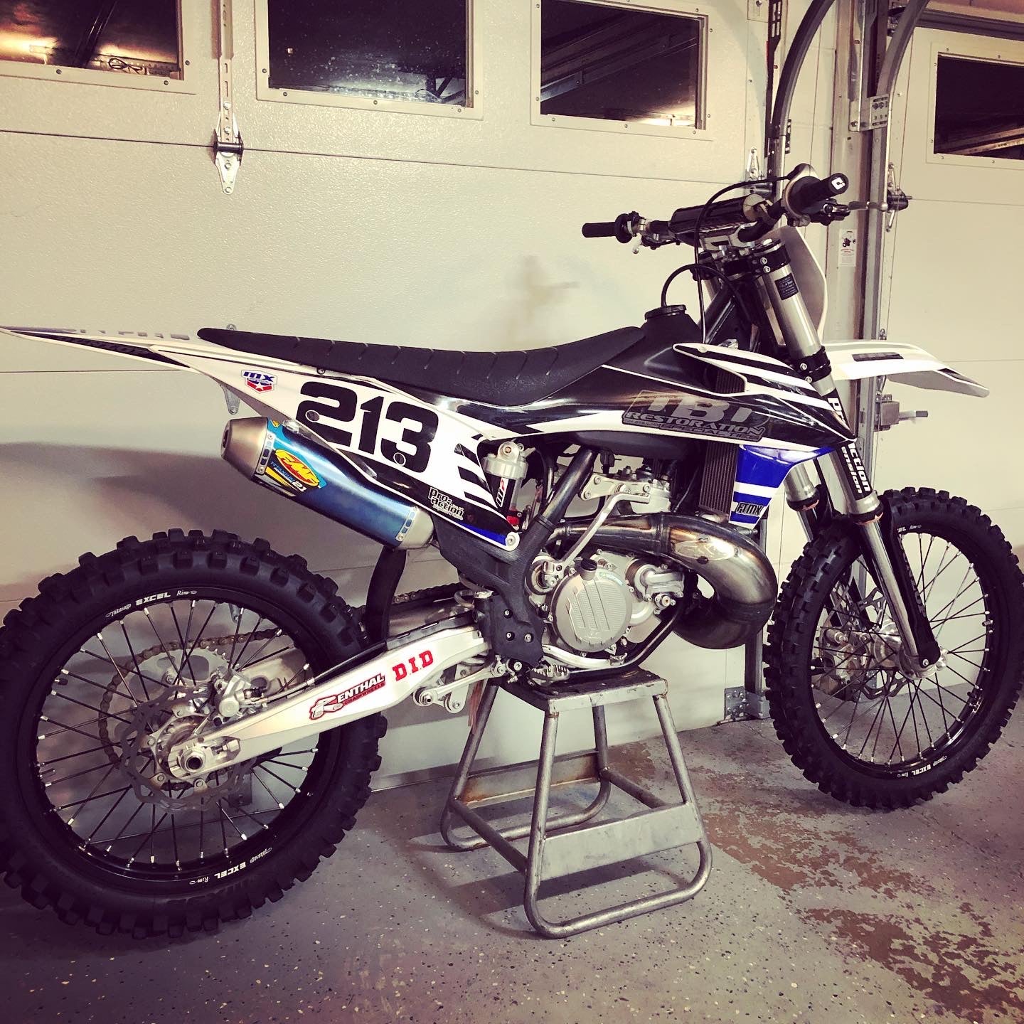 Full Custom MX Graphics
